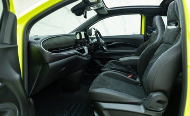 Abarth 500e Scorpionissima Cabrio 19