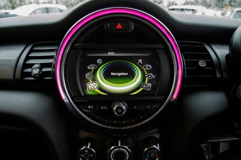 Mini Hatch COOPER 20