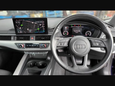 Audi A4 TDI TECHNIK MHEV 29