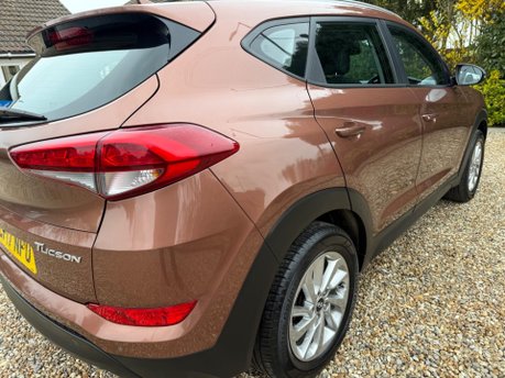 Hyundai TUCSON 1.6 GDi Blue Drive SE Euro 6 (s/s) 5dr 8