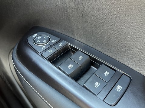 BYD Dolphin 150kW Design 60.4kWh 5dr Auto 23