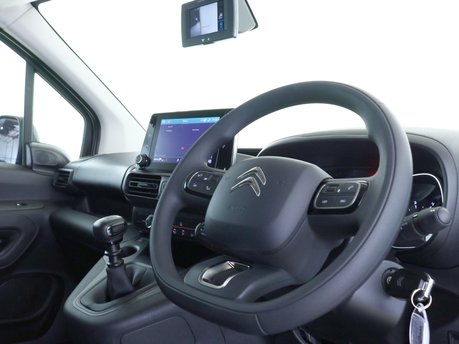 Citroen Berlingo XL 1.5 BlueHDi 950Kg Driver 100ps 10