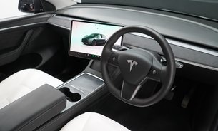 Tesla Model Y LONG RANGE TOW BAR White Interior 20" Induction Wheels LOW Mileage! 2