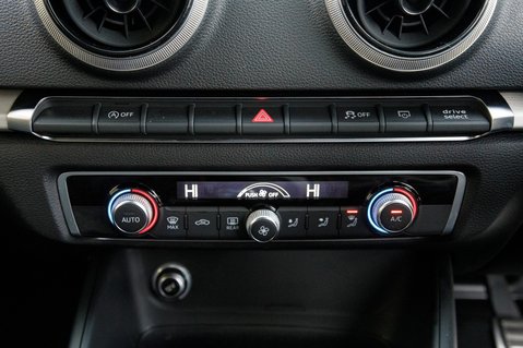 Audi A3 SPORTBACK TFSI S LINE 38