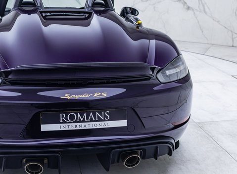 Porsche 718 Spyder RS 39