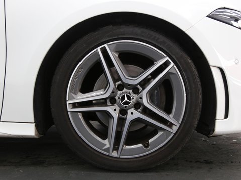 Mercedes-Benz A Class 1.3 A180 AMG Line (Premium 2) 7G-DCT Euro 6 (s/s) 4dr 27