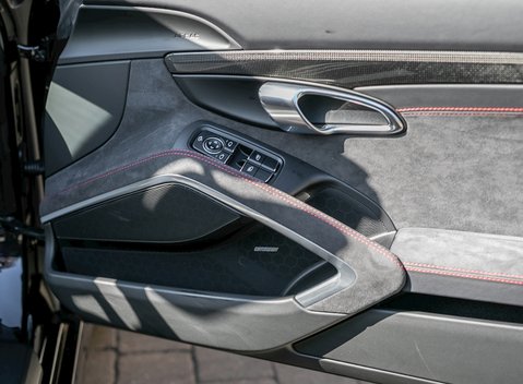 Porsche Boxster GTS 21