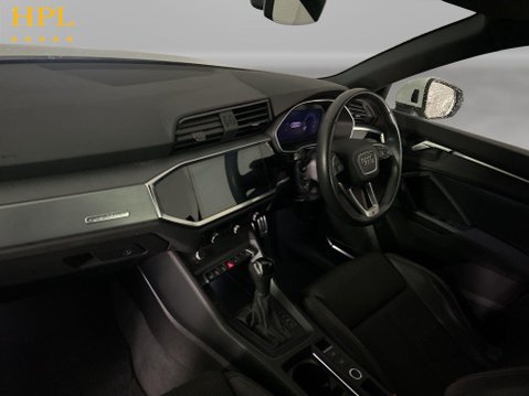 Audi Q3 2.0 TDI 40 S line SUV 5dr Diesel S Tronic quattro Euro 6 (s/s) (200 ps) Par 14