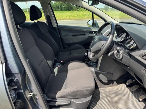 Peugeot 207 1.4 VTi Sport 5dr 42