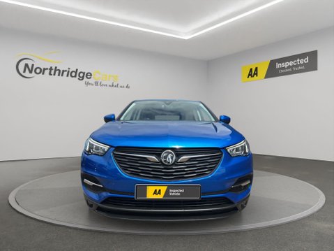 Vauxhall Grandland X 1.2 Turbo SE Premium Euro 6 (s/s) 5dr 2