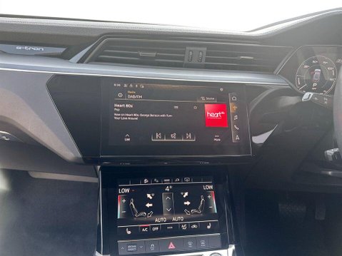 Audi E-Tron 55 Technik SUV 5dr Electric Auto quattro 95kWh (11kW Charger) (408 ps) 18