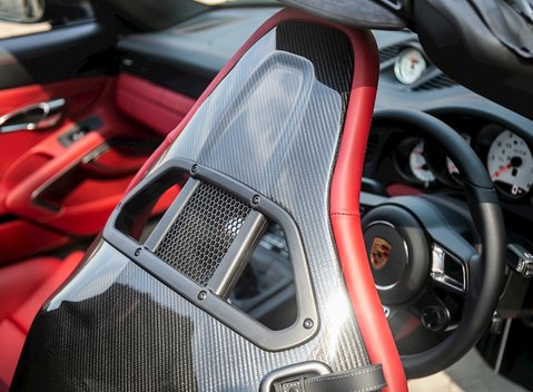Porsche 911 (991.2) Targa 4 GTS 22