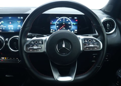 Mercedes-Benz GLB 1.3 GLB200 AMG Line SUV 5dr Petrol 7G-DCT Euro 6 (s/s) (163 ps) 19