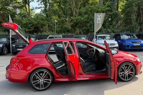 SEAT Leon TSI CUPRA 4DRIVE DSG ESTATE -BUCKET SEATS -CAMERA- SOUND -ACC -REVO STAGE 1 18