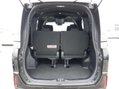 Toyota Voxy Hybrid 18