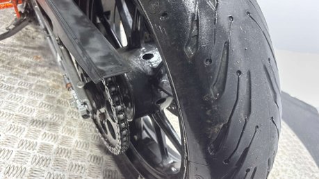 KTM Duke 2011 32K GOOD RUNNING SUPERMOTO PROJECT BIKE 125CC 15BHP 18