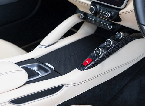 Ferrari GTC4 Lusso 20