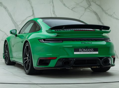 Porsche 911 Turbo S (992) 10