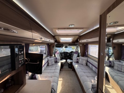 Autosleeper Bourton 33