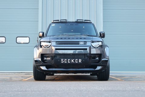 Land Rover Defender 110 2026  MODEL D350 HARD TOP X-DYNAMIC HSE SEEKER STYLED  REAR GENUINE SEATS 2