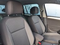 Volkswagen Tiguan SE NAV TDI BMT 12