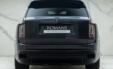 Rolls-Royce Cullinan BLACK BADGE 7
