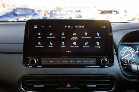 Hyundai KONA T-GDI PREMIUM MHEV 24