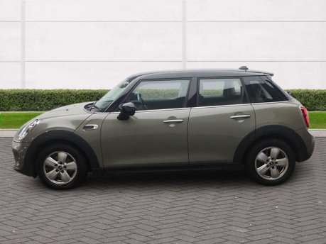 Mini Hatch 1.5 Cooper Classic Auto 5dr