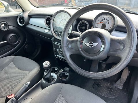 Mini Hatch 1.6 One 3dr 3