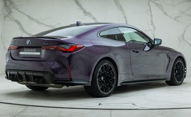 BMW M4 COMPETITION 6