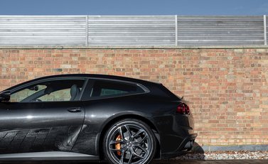 Ferrari GTC4 Lusso 27