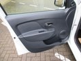 Dacia Sandero 1.0 SCe Ambiance Euro 6 5dr 40