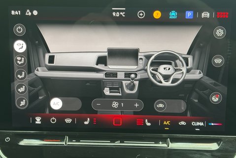 MAN TGE 3.180 4Motion Standard Hr DCIV - DSG Auto - 5 Seats 30