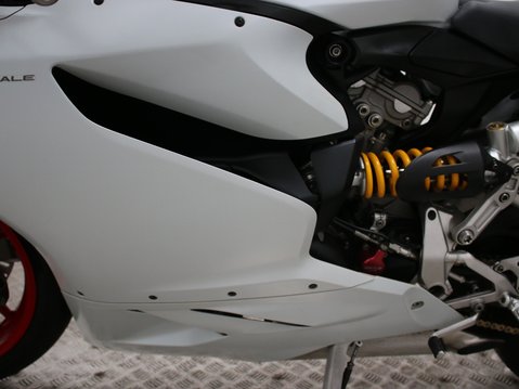 Ducati 899 Panigale 899 PANIGALE 27