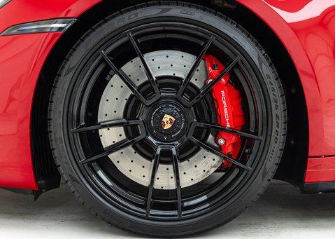 Porsche 911 Carrera GTS Cabriolet (992) 