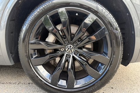 Volkswagen Touareg V6 BLACK EDITION TSI - DEMO +1 OWNER - FULL VW SERVICE HISTORY 73