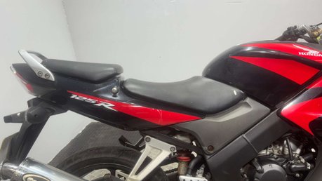 Honda CBR CBR125 2010 FUEL INJECTED PROJECT LEARNER SPORTS BIKE 125CC 20