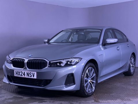 BMW 3 Series 2.0 330e 12kWh Sport Saloon 4dr Petrol Plug-in Hybrid Auto Euro 6 (s/s) (29 66