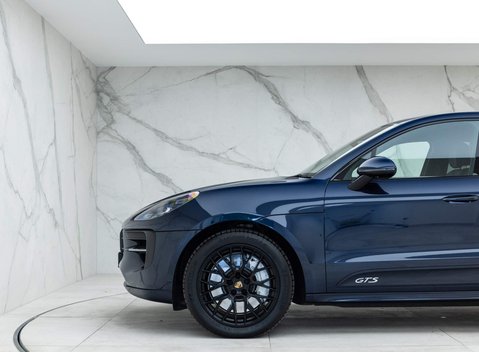 Porsche Macan GTS PDK 26