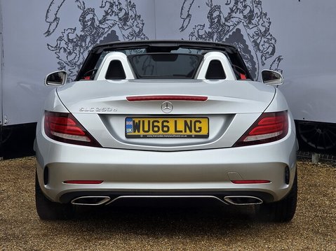 Mercedes-Benz SLC SLC 250 D AMG LINE 7