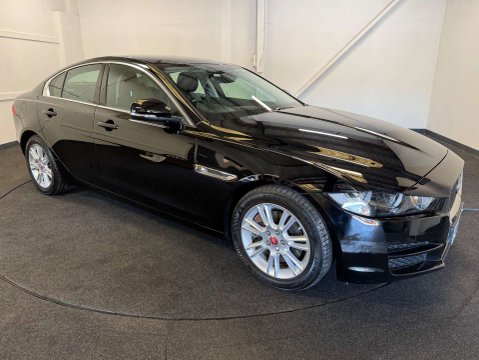 Jaguar XE 2.0 XE Prestige Auto 4dr 6