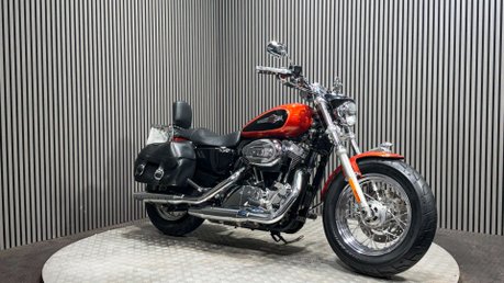 Harley-Davidson Sportster 1200 XL1200C 2011 ONLY 7K NEW MOT CUSTOM CRUISER BIKE 2