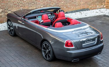 Rolls-Royce Dawn 29