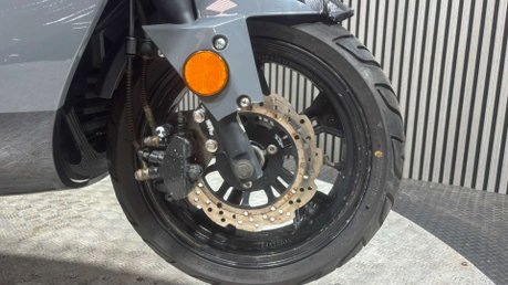 Sinnis Matrix 2021 31K RUNNING PROJECT SCOOTER SPARES OR REPAIR 125CC 9