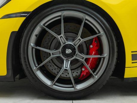 Porsche 911 GT3 TOURING (992)