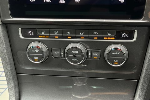 Volkswagen Golf MATCH EDITION TSI EVO - CAMERA - APPLE CAR PLAY -HEATED WINDSCREEN  39