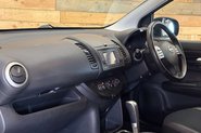 Nissan Note 1.6 16V Tekna Hatchback 5dr Petrol Auto Euro 4 (110 ps) 9