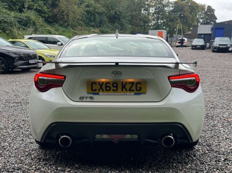 Toyota GT86 2.0 GT86 Professional D-4S 2dr 7