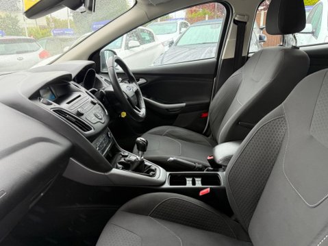 Ford Focus 1.6 TDCi Zetec Euro 5 (s/s) 5dr 30