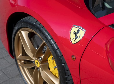 Ferrari 488 Spider 28